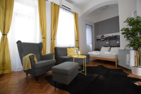 Гостиница Creative Apartment - Chain Bridge, Будапешт